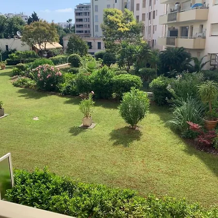 Renting Spacious 2 Bedroom With Sea View Les Pins ! Apartment *